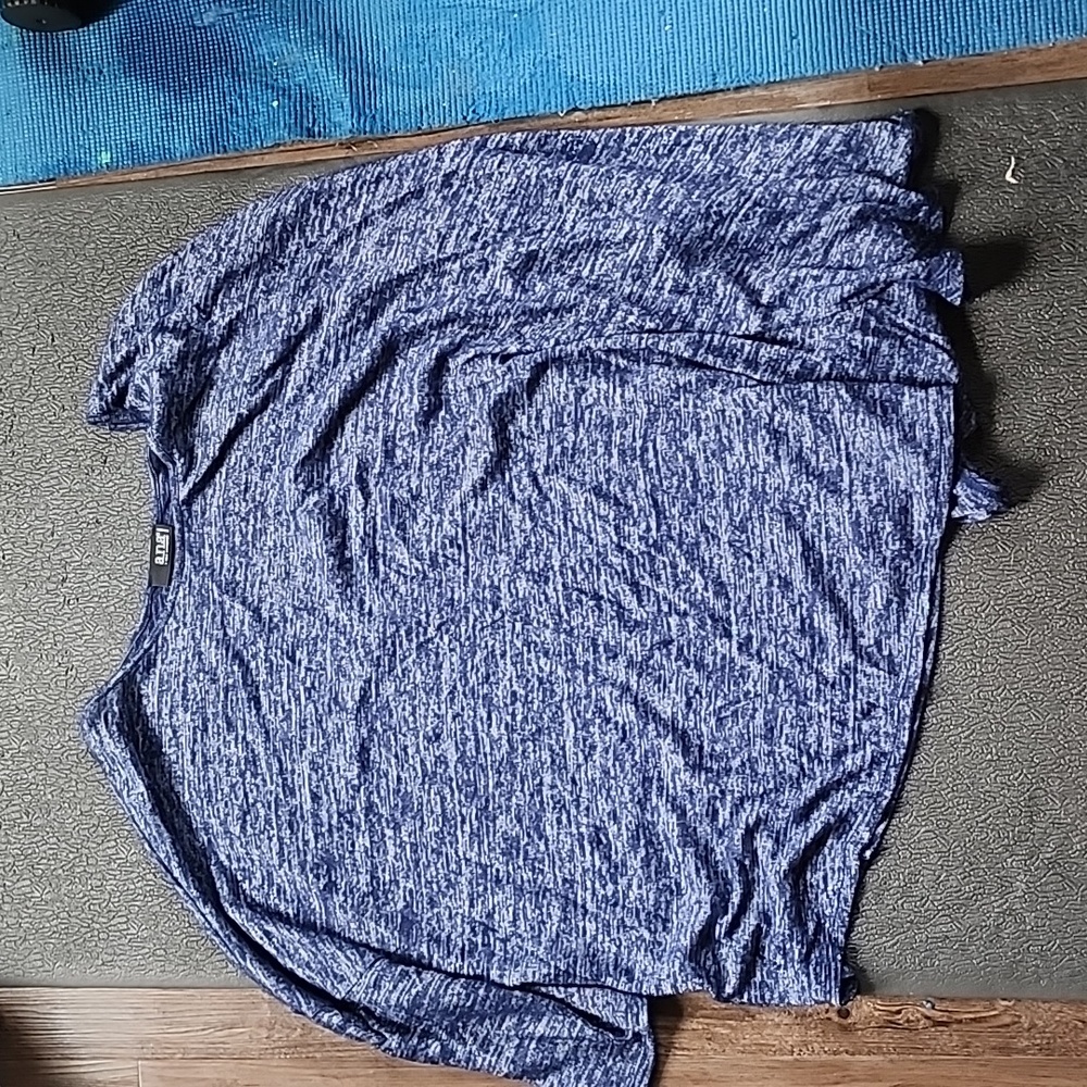 2X sweater